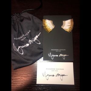 Mignonne Gavigan mini Madeline earrings